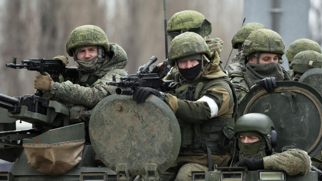 Противник активно просувається в бік Часового Яру