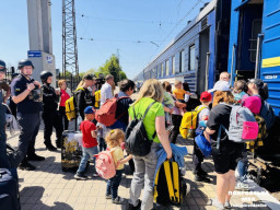 Наступний евакуаційний рейс з Донеччини заплановано на 10 травня