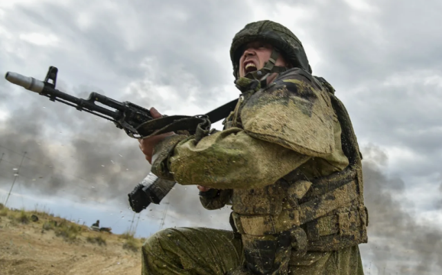 Покровський напрямок найгарячіший: противник наступає у районах Срібного, Удачного та Котлиного