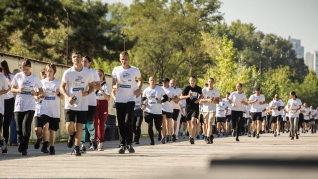 На Алеї захисників Луганщини пройшов символічний марафон На Алеї захисників Луганщини пройшов символічний марафон
