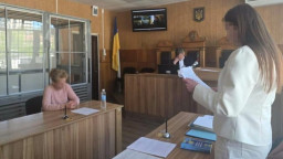 Мешканка Лимана допомогла російському диверсанту та отримала підозру в держзраді