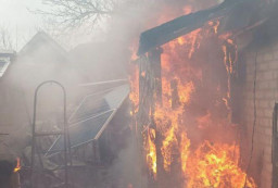 У тимчасово окупованому Лисичанську пожежа в приватному секторі
