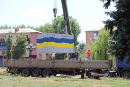 У Добропіллі розпочали встановлення наземних укриттів для цивільних