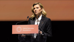 Нова кампанія росіян: "фонд Зеленської знов звинуватили у вивезенні дітей"