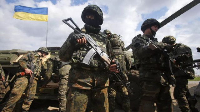 ЗСУ активно блокують транспортні маршрути окупантів під Бахмутом