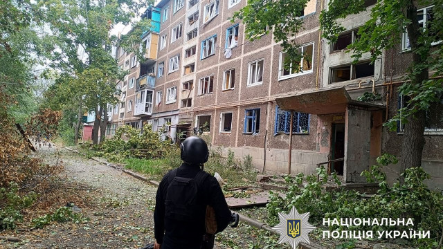 На Донеччині за добу атаковано 18 населених пунктів: пошкоджено понад 40 об'єктів (ФОТО) На Донеччині за добу атаковано 18 населених пунктів: пошкоджено понад 40 об'єктів (ФОТО)