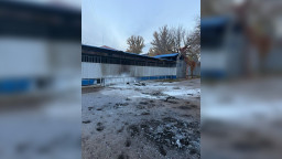 Росіяни вдарили по Словʼянську біля центрального ринку