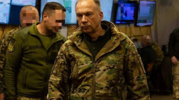 ЗСУ відійшли з частини позицій під Покровськом через загрозу прориву ворога - Сирський