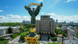 Переселенцям з Маріуполя допомагають знайти роботу в Києві: деталі