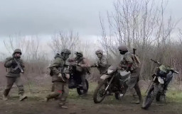 Бійці "Червоної Калини" знищують російських мотоциклістів: подробиці нової тактики ворога