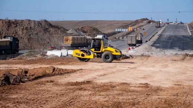 Росіяни будують ЛЕП у Маріуполі: що кажуть у міськраді