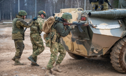 Противник просувається по Центральній вулиці в Торецьку: йдуть потужні бої