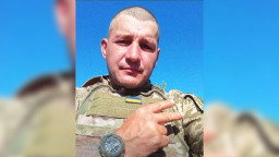 На Івано-Франківщині прощаються із загиблим військовим Петром Сегіном