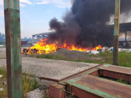 Окупанти знову обстрілюють Харків авіацією