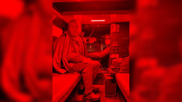 Ворог обстріляв Миколаївку: пошкоджено будинок та авто, постраждав 71-річний чоловік