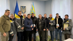 Незламні енергетики Покровська: співробітники ДТЕК отримали медалі за оборону міста