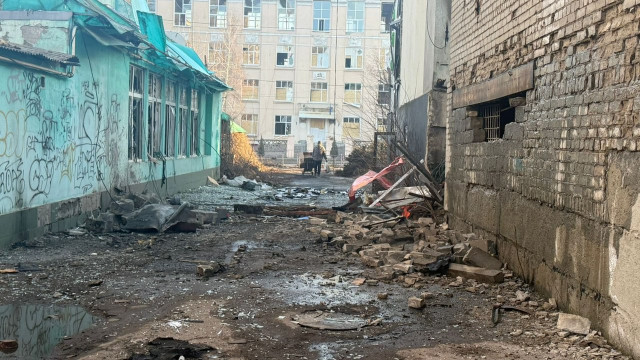 У Краматорську за вечір зафіксували дві атаки безпілотників: пошкоджені житлові будинки