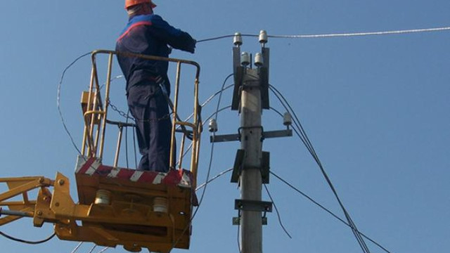 ДТЕК повернув світло понад 103 тис сімей у Донецькій області