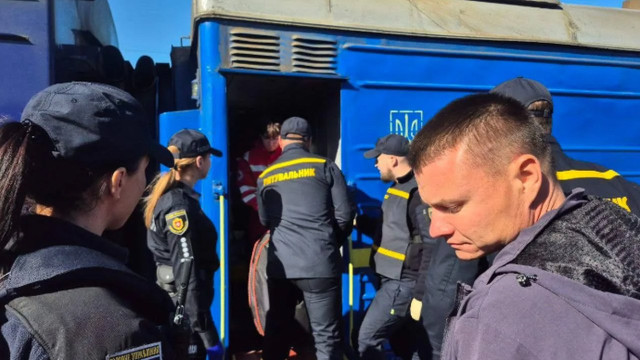 На Рівненщину продовжують прибувати евакуаційні потяги з Донецької області