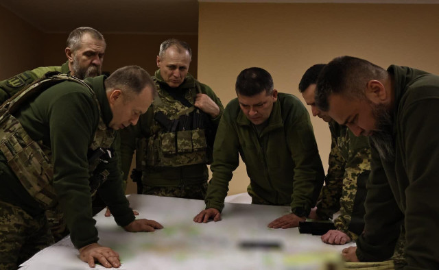 "Усi в Бахмуті": Росія намагається зміцнити фланги своєї армії