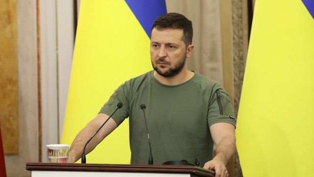 Нам треба йти вперед: Зеленський просить Захід прискорити постачання зброї для ЗСУ