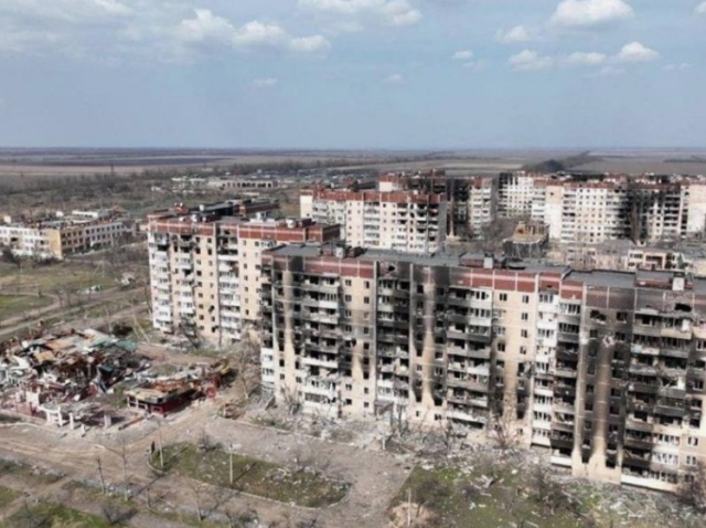 Загарбники формують подвійне кільце оточення довкола Вугледару – Мирошников