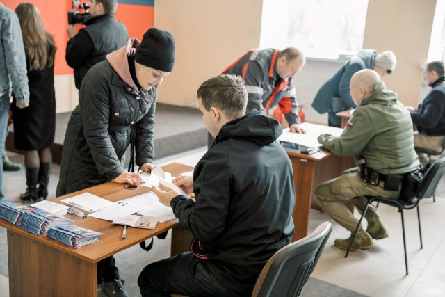 В Маріуполі будуть звільняти освітян без російського паспорта В Маріуполі будуть звільняти освітян без російського паспорта