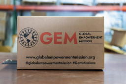 На Дніпропетровщині ВПО з Луганщини можуть одержати благодійну допомогу: деталі