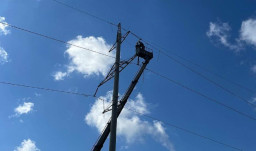 Енергетики ДТЕК за добу відновили світло для 16 тисяч сімей після обстрілів