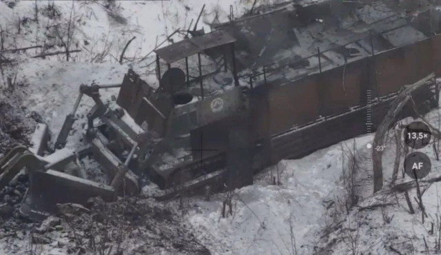 Війська РФ втратили унікальний шляхопрокладчик БАТ-2