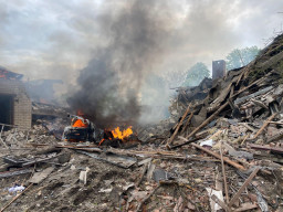 Окупанти атакували Слов'янськ системами С-300, є постраждалі