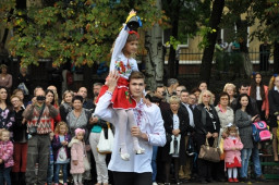 У Краматорську стартував набір майбутніх першокласників
