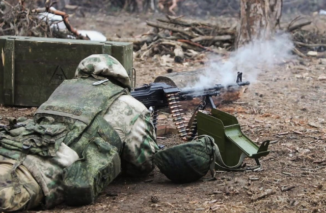 Окупанти підступаються до Вугледара з трьох сторін – британська розвідка
