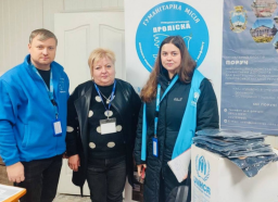 Переселенці з Покровська отримали одяг від БФ «Проліска»