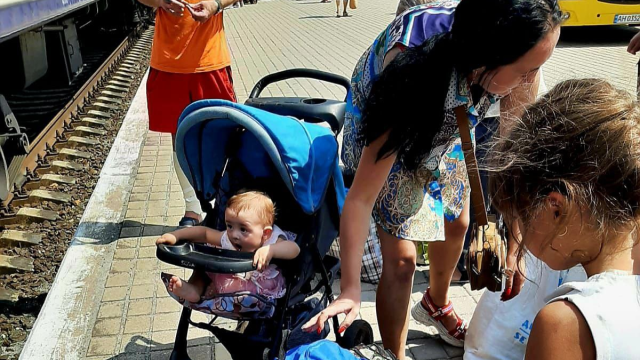 Масова евакуація: 73 жителі Донеччини переїхали на Волинь