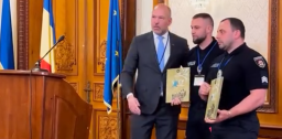 Парамедики поліції Донеччини отримали почесні нагороди від СКУ