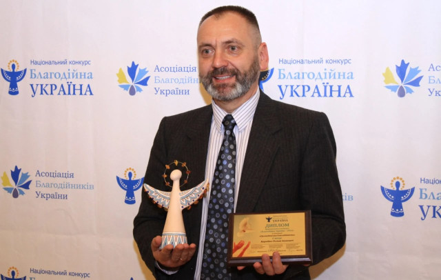 Українського пастора підозрюють у продажу сиріт до США