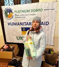 Переселенцям з Луганщини надали допомогу від благодійного фонду