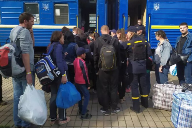 На Донеччині вдалося евакуювати 13 дітей