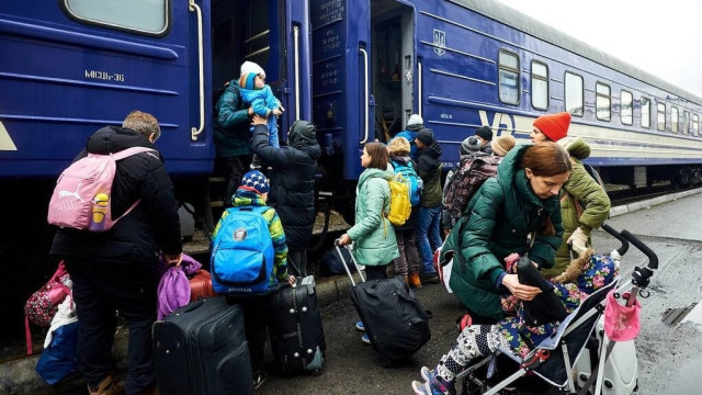 Донецька ОВА евакуювала понад 4 тисячі осіб у 2024 році