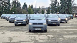 На Авдіївський напрямок передано 37 мікроавтобусів Volkswagen Transporter