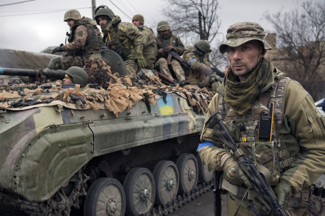 ЗСУ стримують атаки ворога і продовжують контрнаступ: деталі від Генштабу