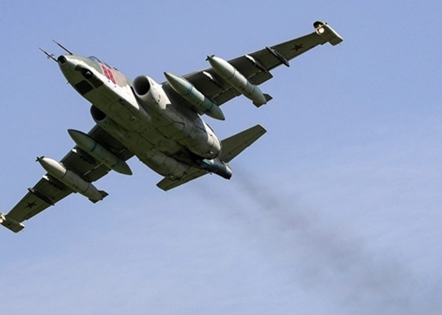 Наши воїни біля Авдіївки знищили російський бойовий літак СУ-25