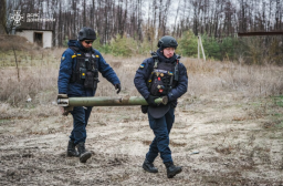 У лісових масивах Лиманщини піротехніки ДСНС виявили мінометну міну та снаряд від РСЗВ "Град"
