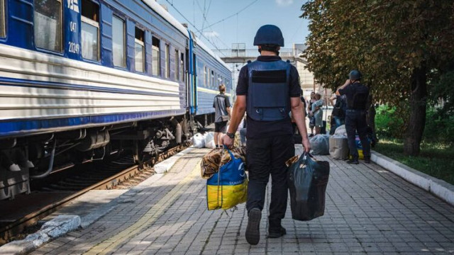Увага! До кінця вересня заплановані два рейси з Донеччини на Буковину