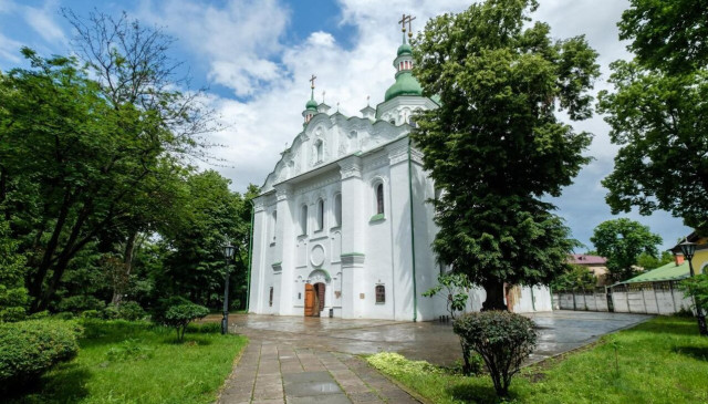 Луганська єпархія ПЦУ отримала новий дім у столичній Кирилівській церкві Луганська єпархія ПЦУ отримала новий дім у столичній Кирилівській церкві