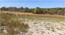 В Макеевке полностью высох один из городских водоемов