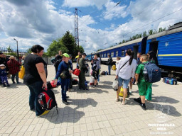 З Покровська відправився ще один евакуаційний потяг до Волинської області
