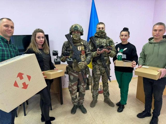 Слов’янська адміністрація придбала 12 дронів для захисників України Слов’янська адміністрація придбала 12 дронів для захисників України