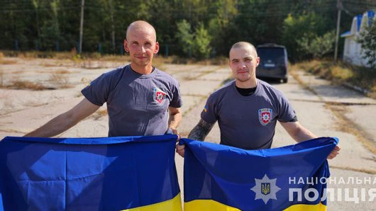 З російського полону повернулися захисники Маріуполя: поліцейські та бійці "Азову"